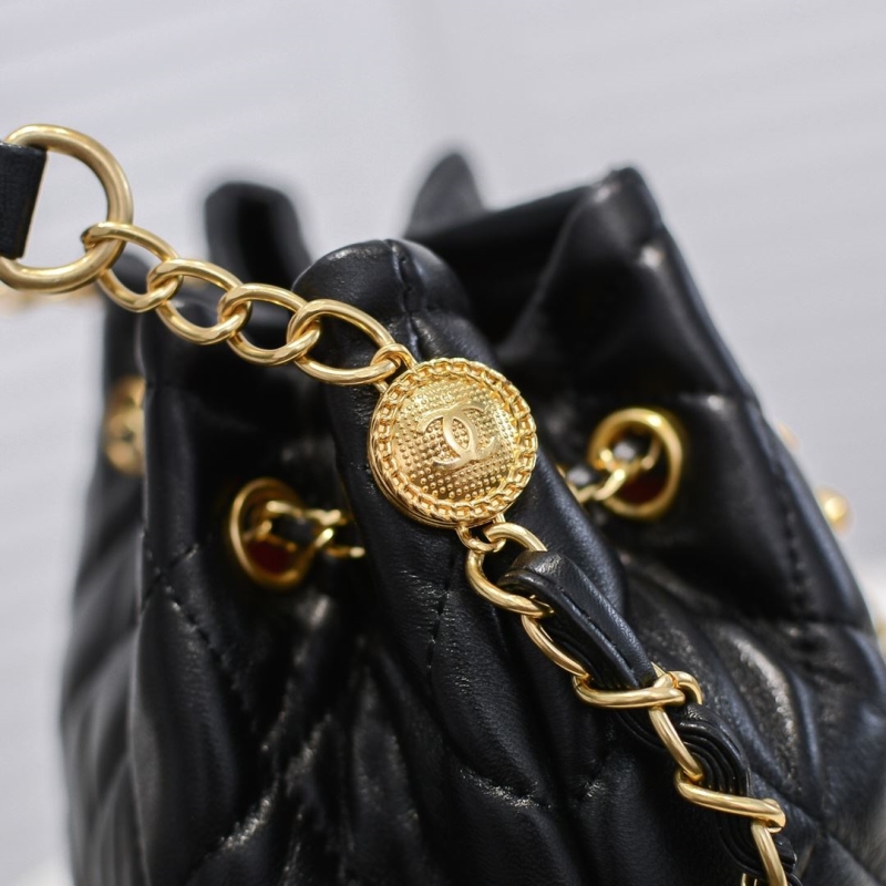 Ch**el bucket bags